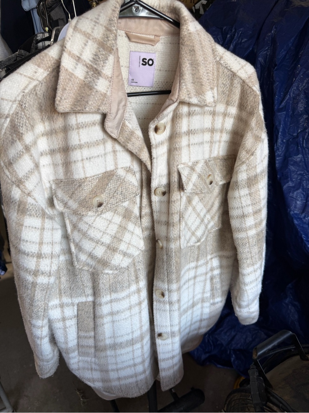 SO Women’s Tan & White Plaid Lightweight Shacket